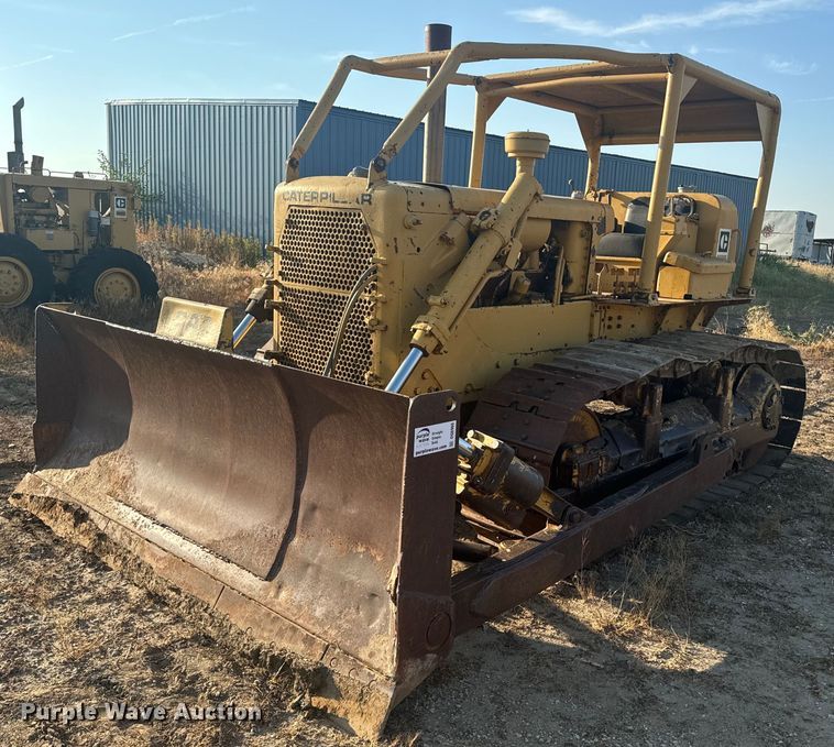 1967 Caterpillar D6C dozer - DQ6960