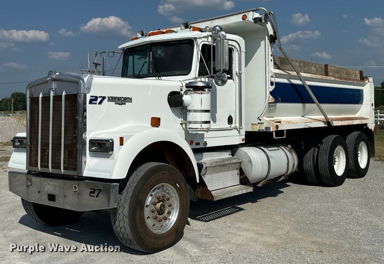 1994 Kenworth W900B dump truck - DX1033