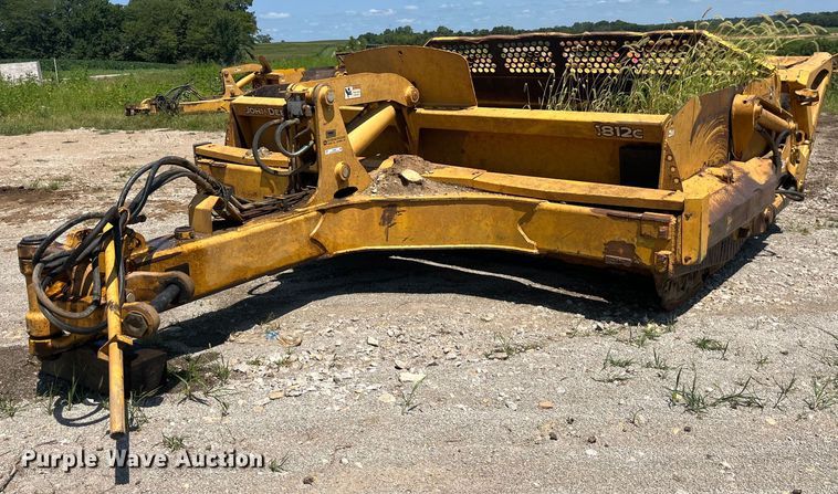 2004 John Deere 1812C scraper - EK8890