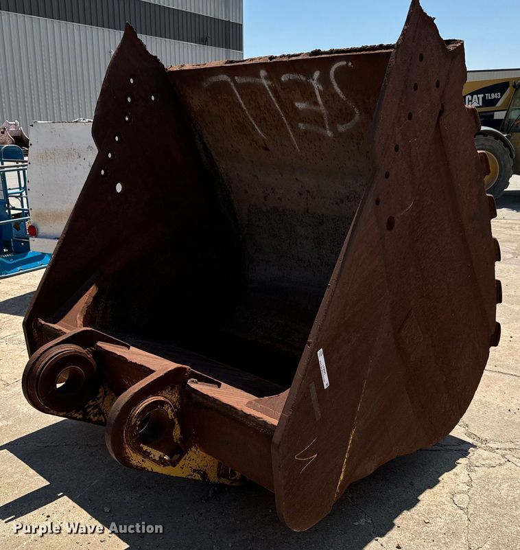 Caterpillar  bucket  - LF9923