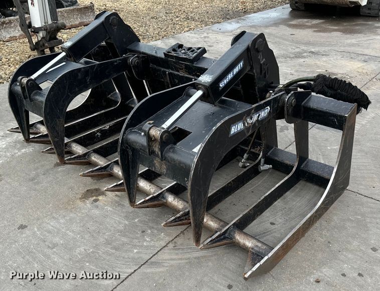 Blue Diamond  106470 skid steer grapple bucket - LF9945