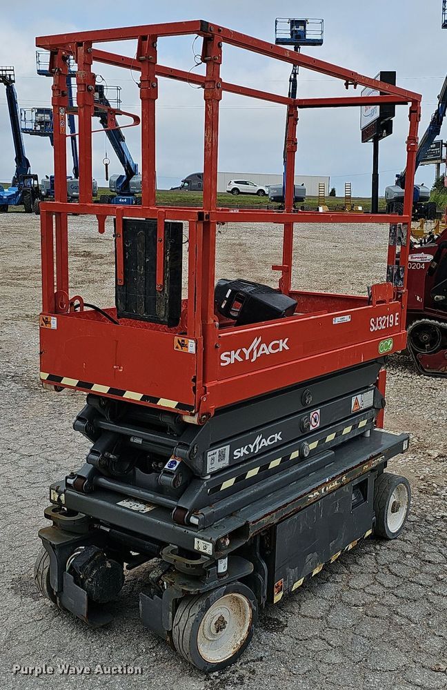 2023 Skyjack  SJ3219E scissor lift  - NX9035