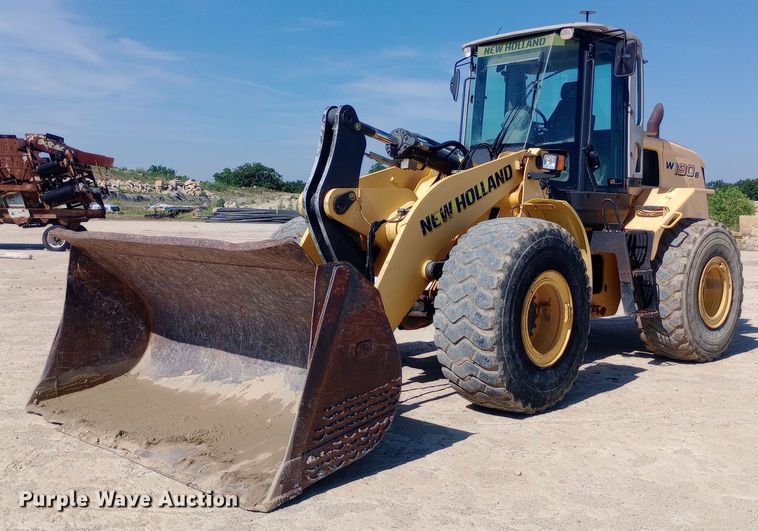 2010 New Holland W190B wheel loader - NY9408