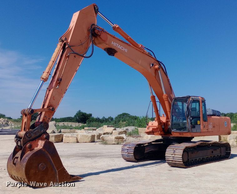 2002 Hitachi ZX330LC excavator - NY9409