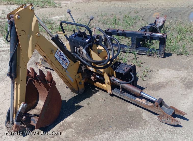 Woods  6500 skid steer backhoe - NY9411