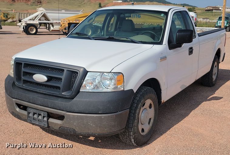 2006 Ford F150 pickup truck - OD9682