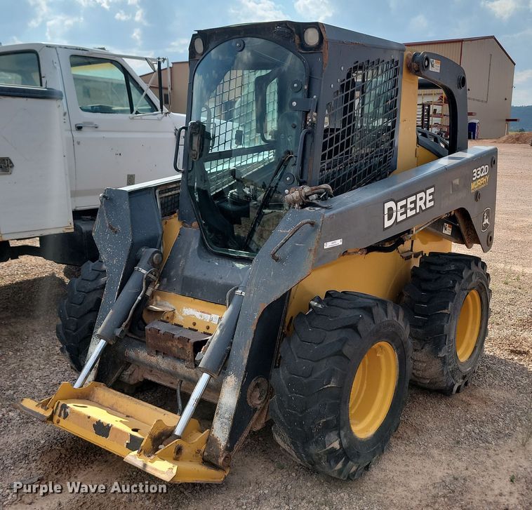 2010 John Deere  332D skid steer loader - OD9701