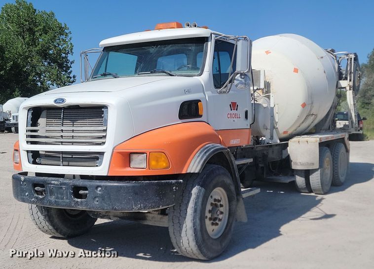 1998 Ford LT8513 ready mix truck - OD9710