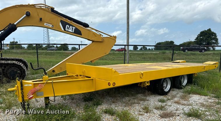 1990 Eager Beaver 15TXL tilt deck equipment trailer - OF9918