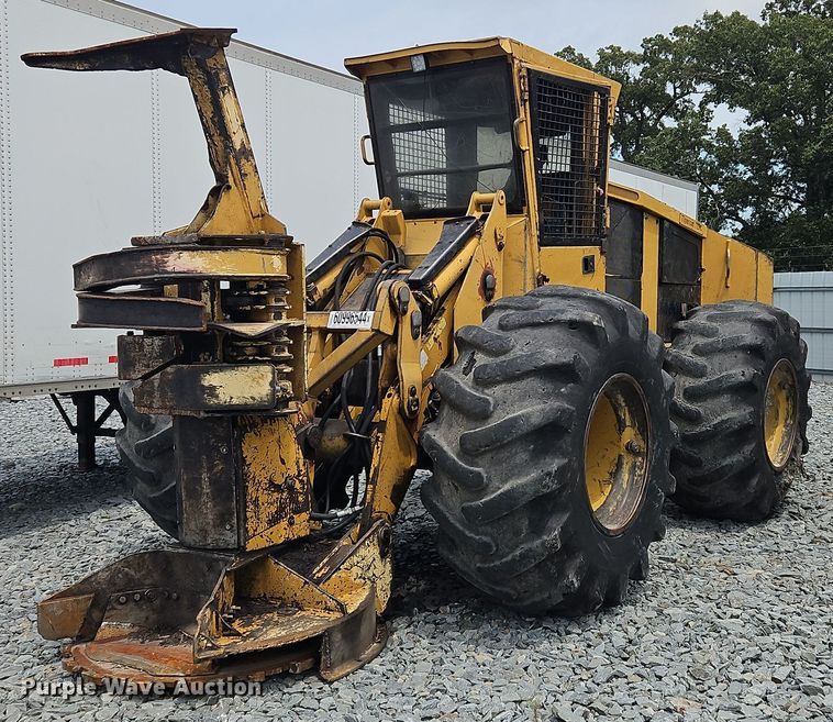 2002 Tigercat 720C feller buncher - OJ9793