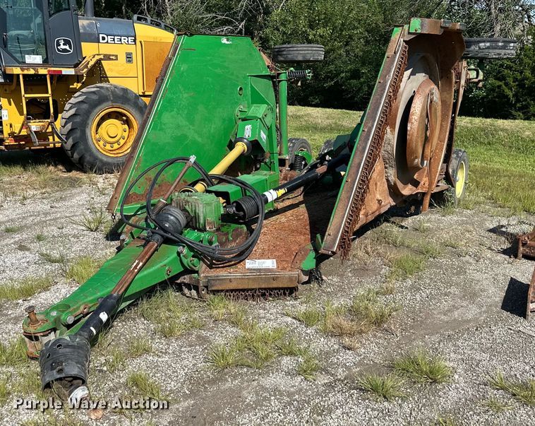 John Deere  batwing rotary mower - DS4231