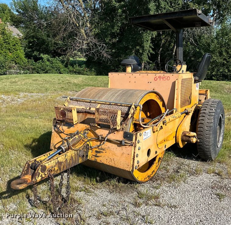 Ferguson 46A double drum vibratory roller - DS4233