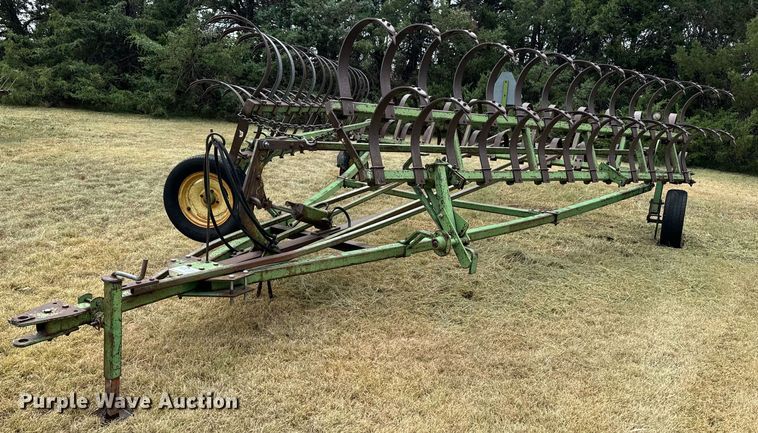John Deere F100H chisel - DQ6957