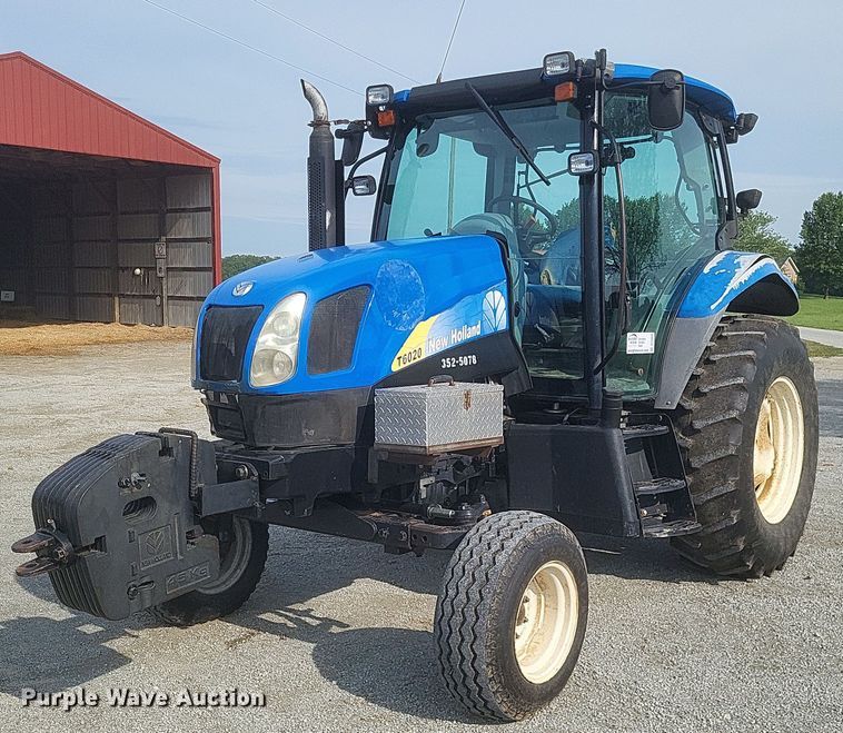 2009 New Holland  T6020 tractor - DR4959