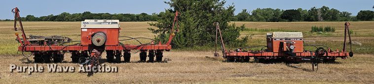 Case IH 955 Cyclone Air planter - DS4664