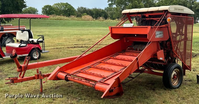 Allis Chalmers Roto-Baler No. 10 round baler - DX1048