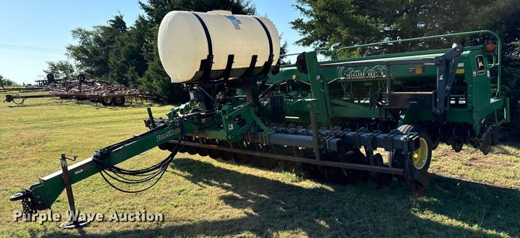 2000 John Deere 1520 no-till grain drill - LF9974