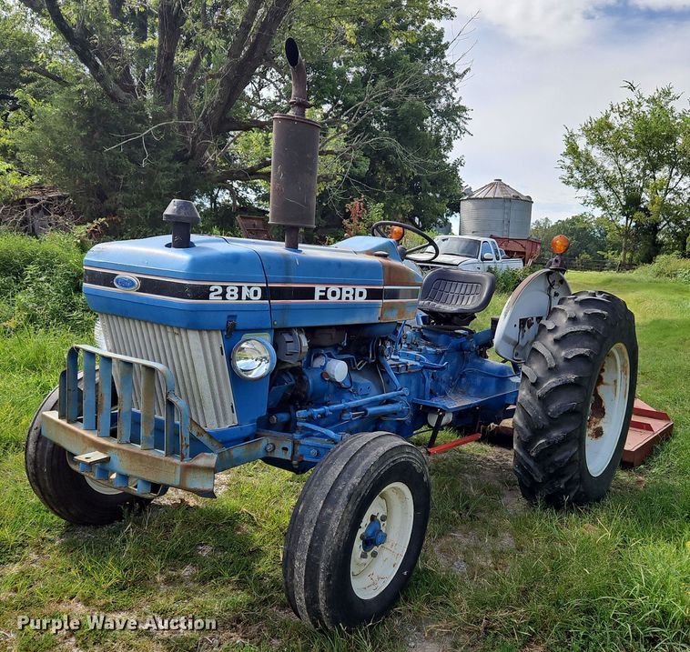 1990 Ford 2810 tractor - OJ9803