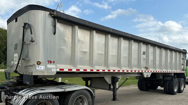 2000 East U28 end dump trailer - EE7488