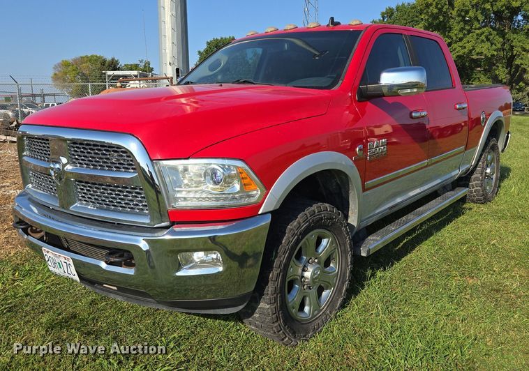 2014 Dodge Ram 2500HD Crew Cab pickup truck - DP6682