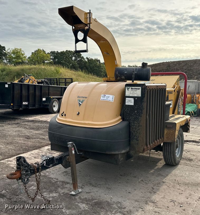 2010 Vermeer  BC1500 wood chipper - DS4252