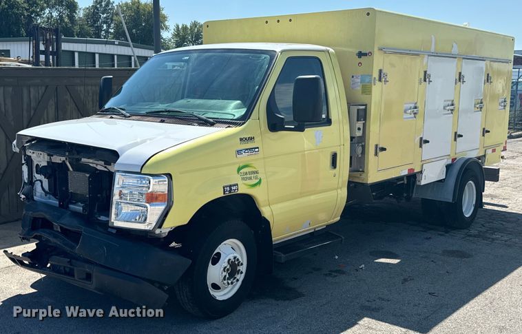 2018 Ford  Econoline E450 refrigerated truck - DX1084