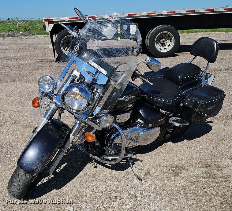 2006 Suzuki  C50T Boulevard  motorcycle - IO9985