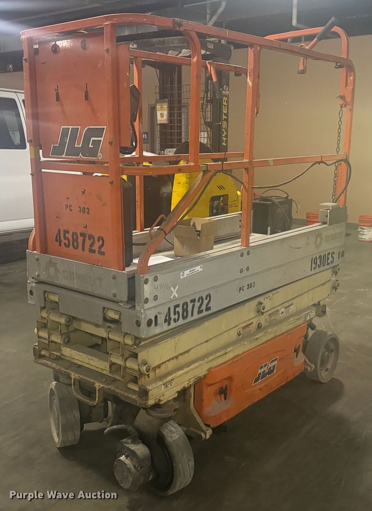 JLG 1930ES scissor lift - MV9033