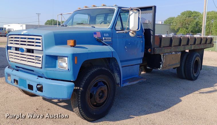 1989 Ford F600 dump flatbed truck - NY9501