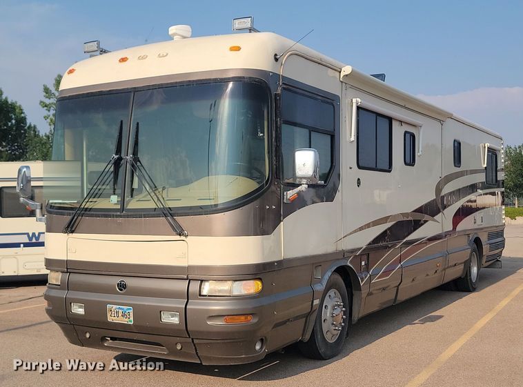 1997 Monaco Navigator RV - OD9666