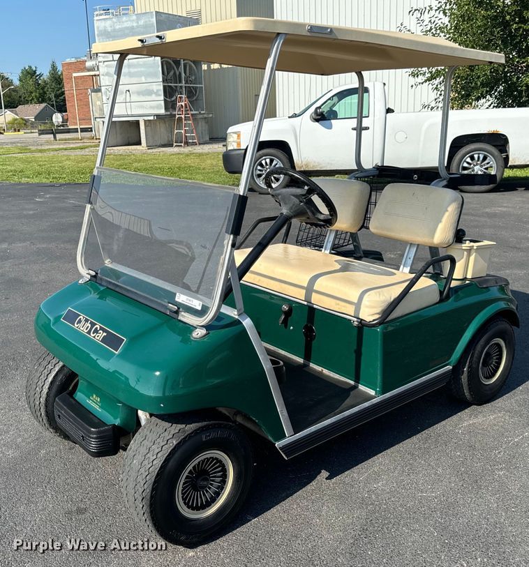 1999 Club Car DS golf cart - OF9979