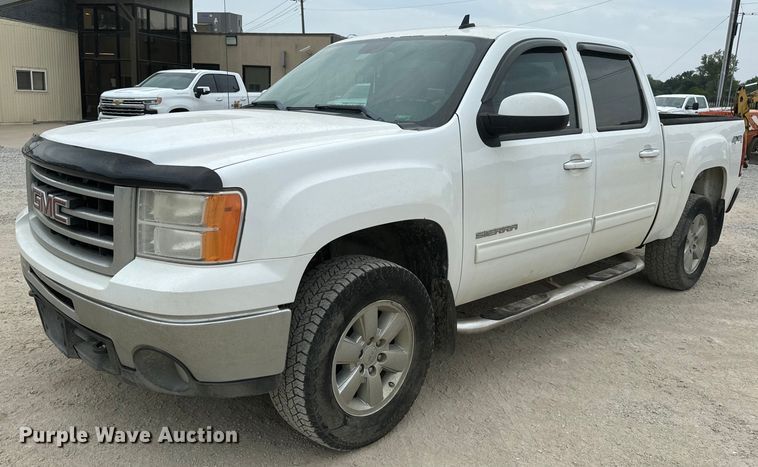 2012 GMC Sierra 1500 SLT Crew Cab pickup truck - OF9986