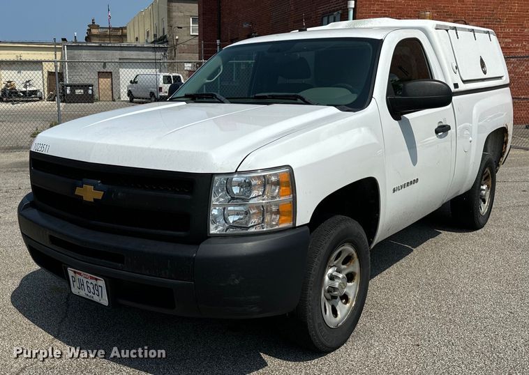 2012 Chevrolet  Silverado 1500 pickup truck - OG9604