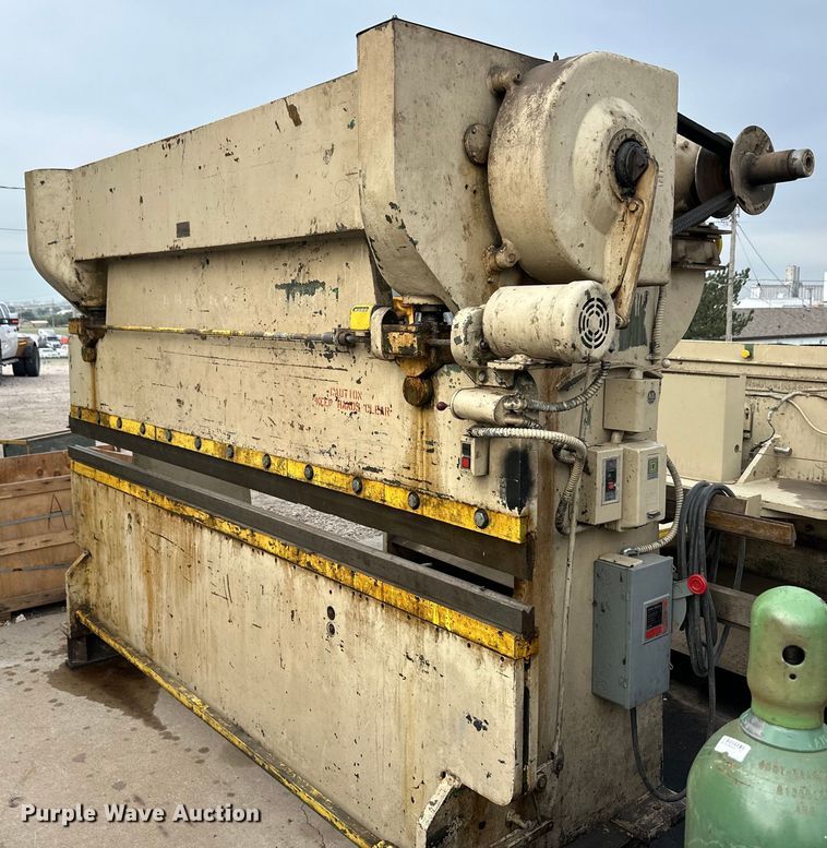 Dreis & Krump Chicago Steel press brake - OM9629