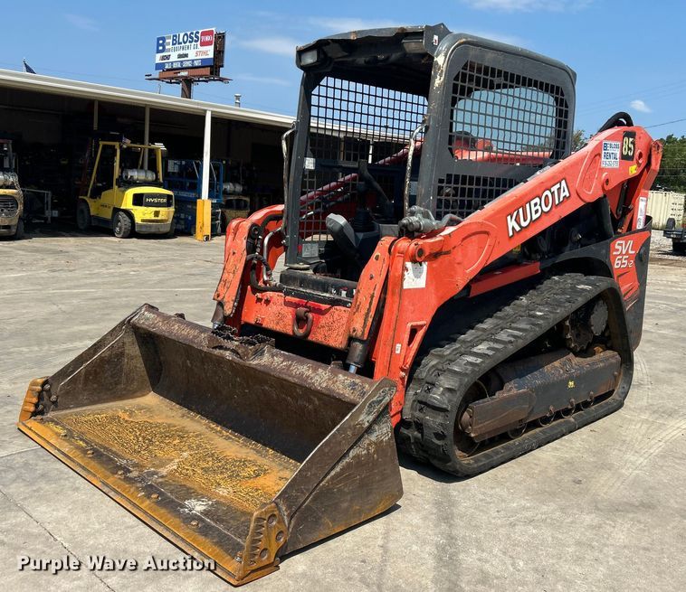 Kubota SVL65-2 tracked skid steer loader - DO6653