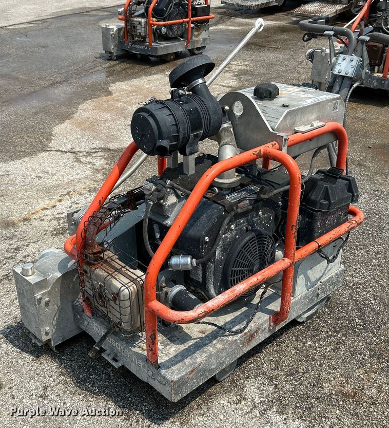 Husqvarna  Soff-Cut 4000 concrete saw - EK4997