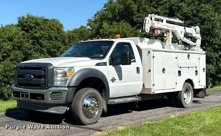 2013 Ford  F550 Super Duty XL utility / service truck - LR9403