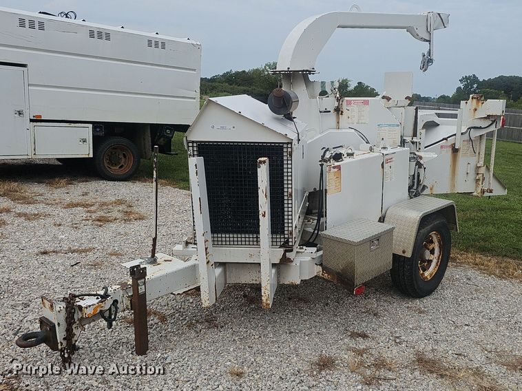 2007 Bandit  200  wood chipper - NX9157