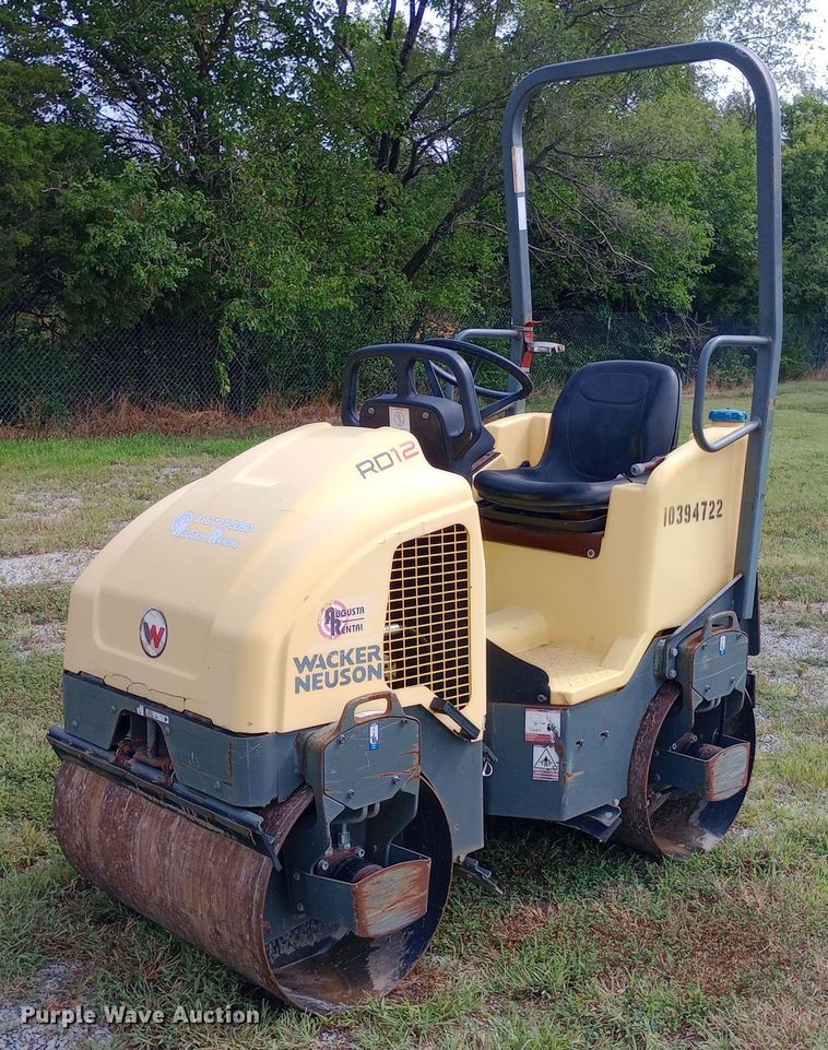 2015 Wacker Neuson RD12 double drum vibratory roller - NY9439