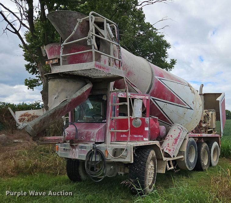 2001 Terex  Advance  ready mix truck - OJ9811