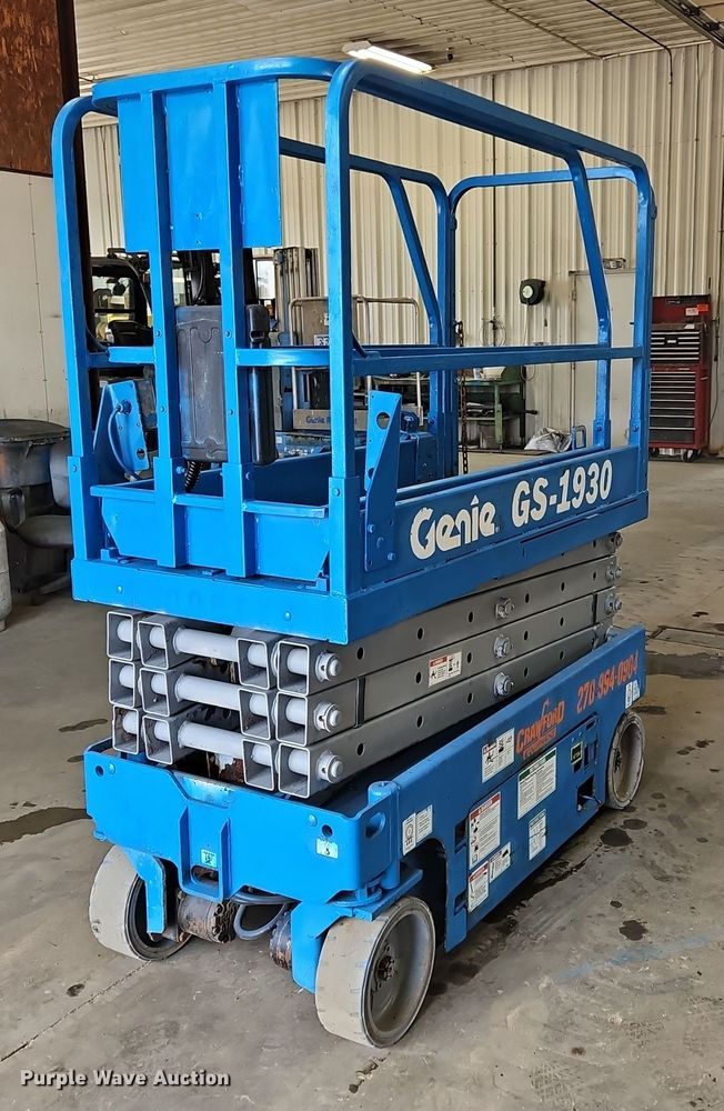 2008 Genie GS-1930 scissor lift - OJ9817