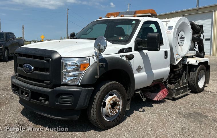 2015 Ford F450 Super Duty XL street sweeper truck - EE7554