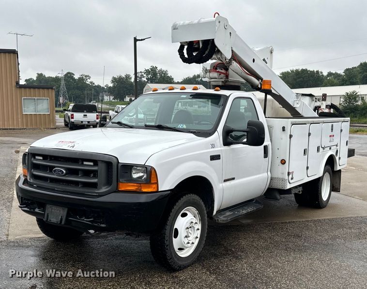 2000 Ford F550 Super Duty XL bucket truck - EH4415