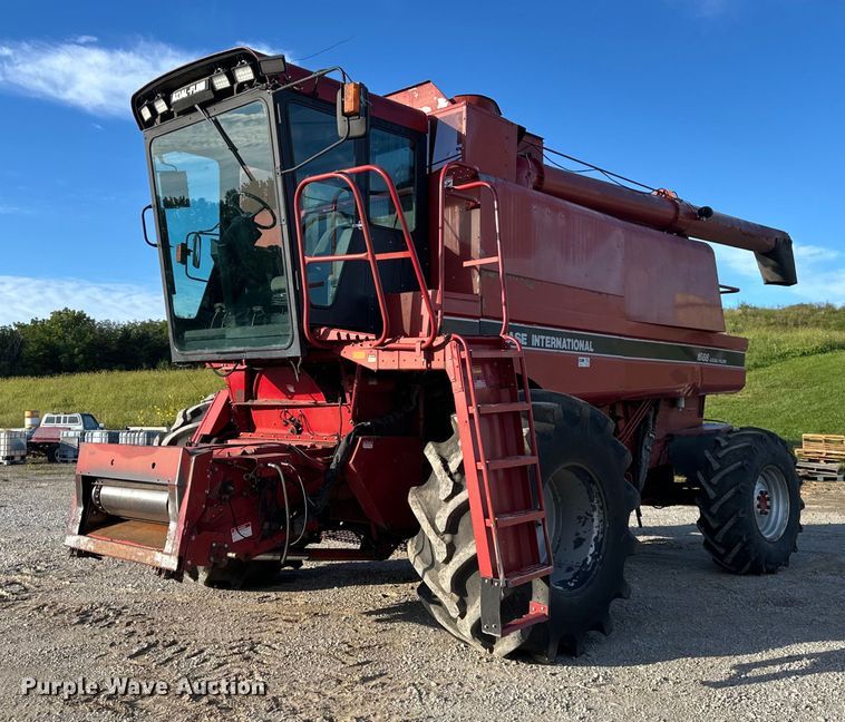 1994 Case IH 1688 Axial-Flow RWA combine - DR2584