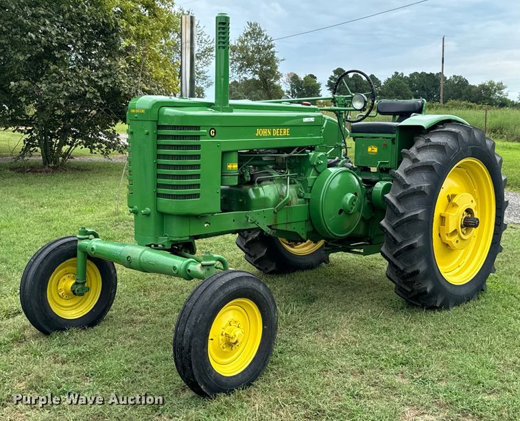 1948 John Deere G tractor - DX1085