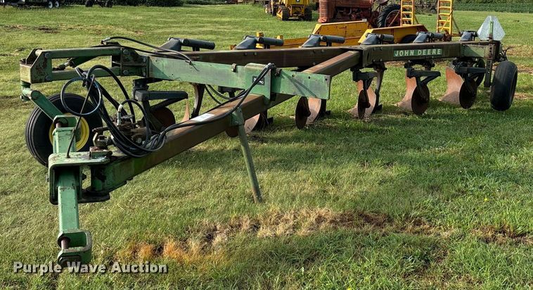 John Dree A2700 six bottom plow - EE7549