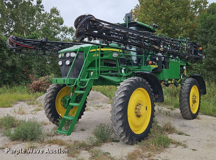 2010 John Deere 4730 sprayer - EI8297
