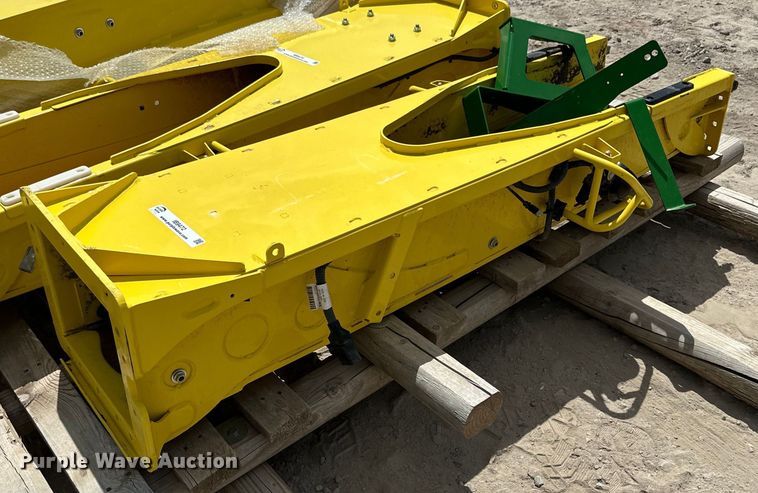 John Deere forage harvester spout - IB9472