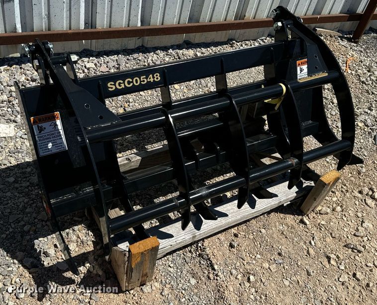 Land Pride SGC0548 skid steer grapple bucket - IE9094