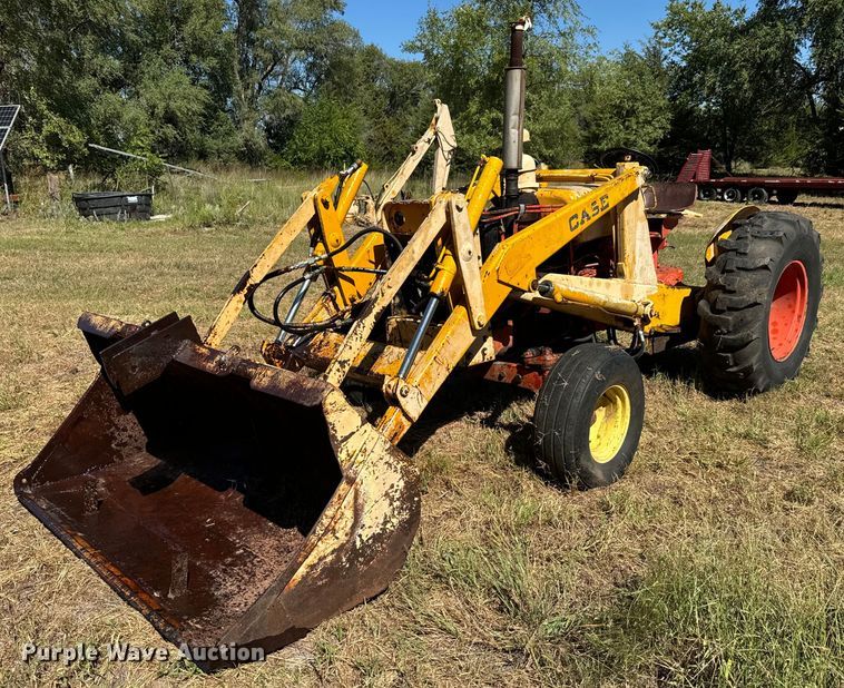 1968 Case 580CK tractor - MV9078